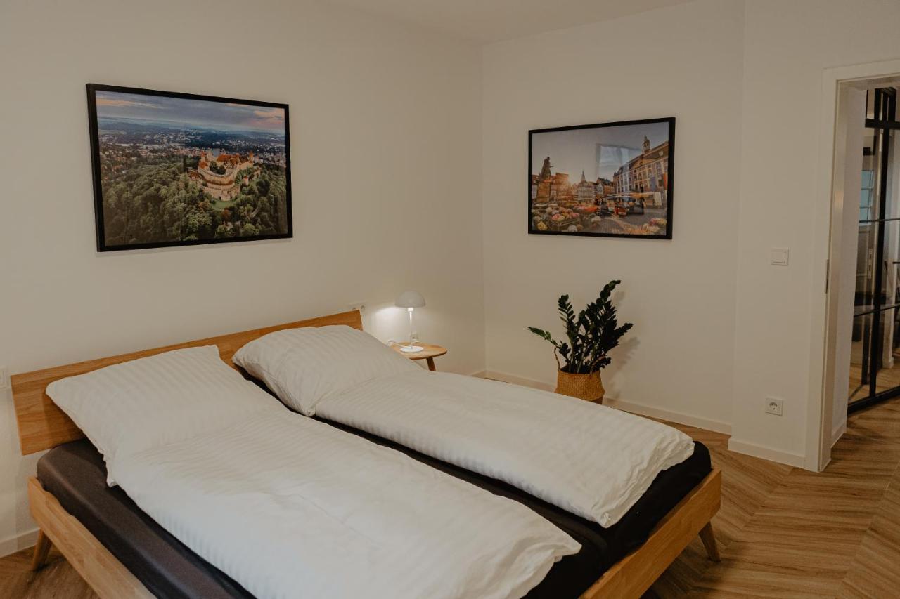 Ferienwohnungen An Der Salvatorkirche - Exklusiv-Apartments Mit Terrasse Coburg Esterno foto